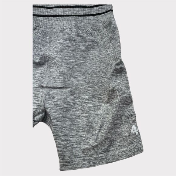 FourLaps Aero Seamless Short 5” ▪️ NWT ▪️ Size XS/ S - Picture 5 of 7